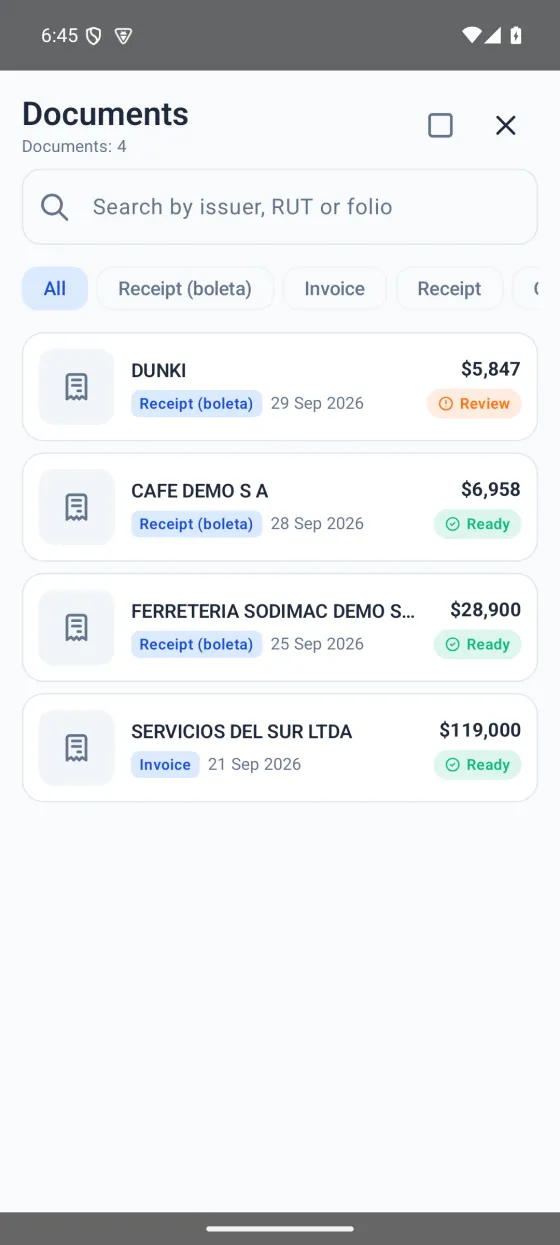 Lista de documentos escaneados con su estado de revisión